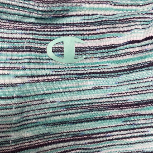 Champion Infinity Scarf - Picture 4 of 4